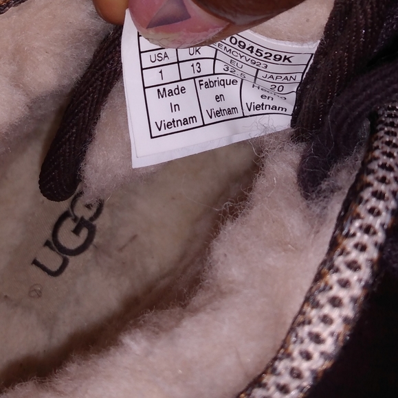 UGG big kids - Picture 2 of 3